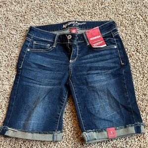 Arizona Bermuda shorts